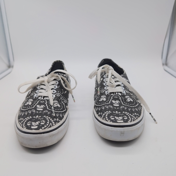 Vans Star Wars X Authentic Stormtrooper sz9 Sneakers W Correct Laces - Picture 3 of 13